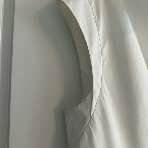 Milly white dress. - Picture 10 of 11